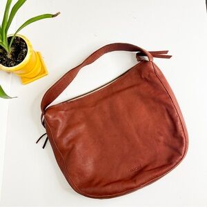 MARGOT New York Classic Leather Shoulder Bag in Rust Brown
